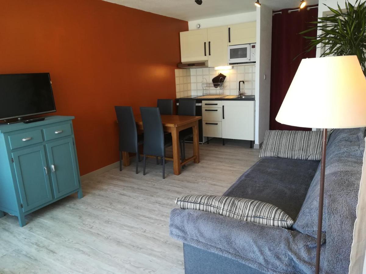 Studio Cabine Vue Port Avec Parking Prive, Piscine, Parc, Boulodrome Agde Exterior photo